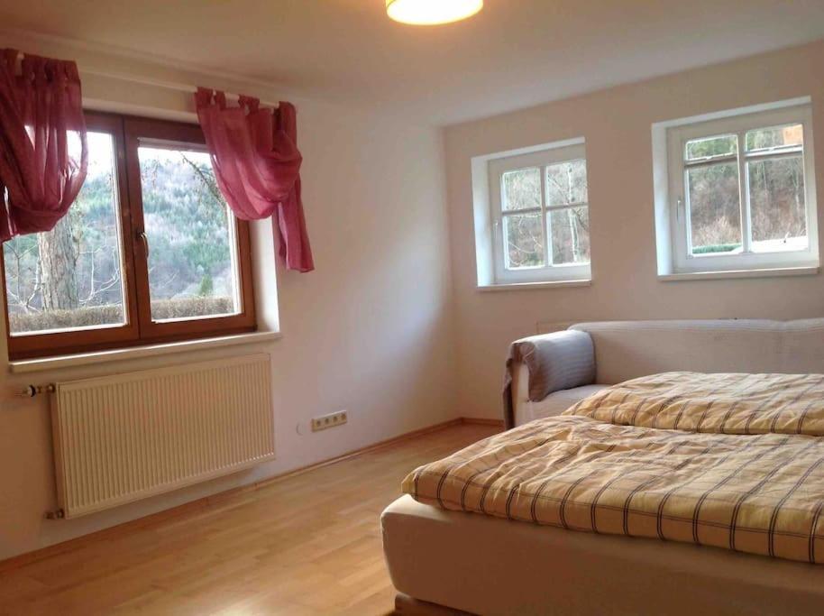 Charmantes Landhaus Mit Garten Und Traumhaftem Fernblick Thal  Εξωτερικό φωτογραφία
